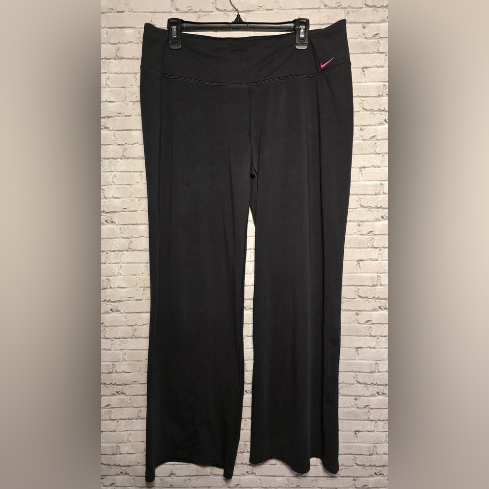 Nike Dri Fit Mid Rise Leggings